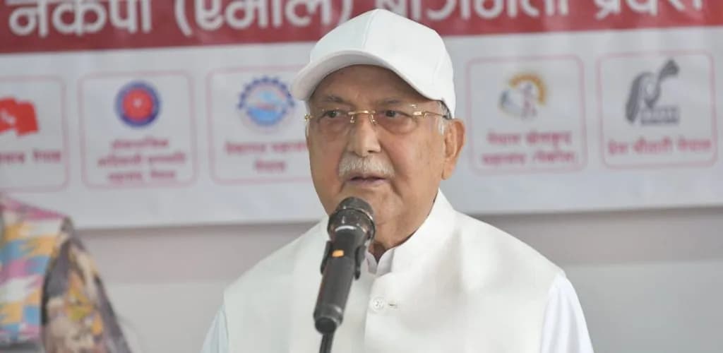 सरकारलाई ‘बारुला’को संज्ञा दिँदै ओली : डर त्रास देखाएर देश सधैं जिम्मामा छाड्न सकिँदैन
