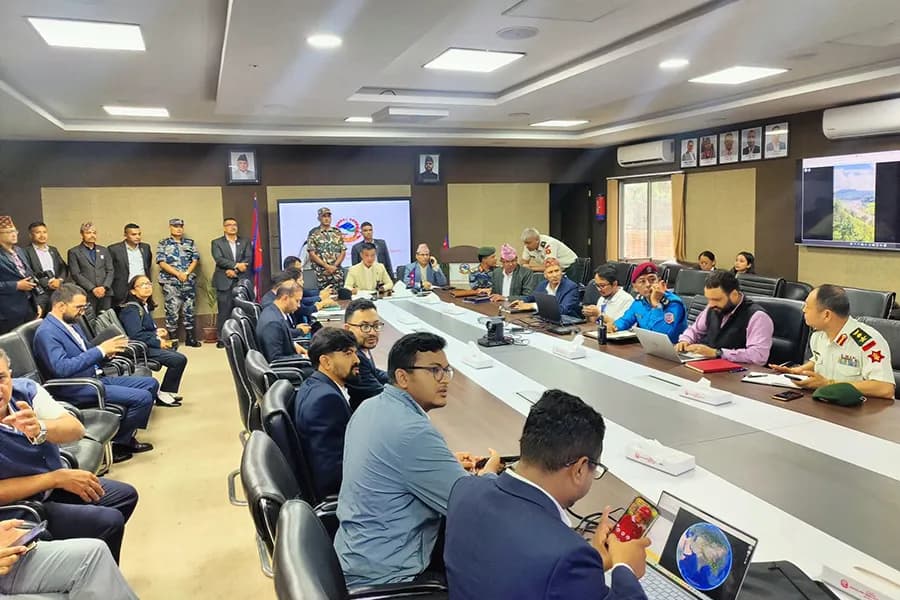 भोटेकोशी बाढी : उद्धार समन्वयका लागि गृह मन्त्रालयमा विशेष बैठक जारी