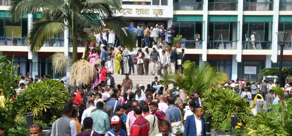 कांग्रेस १५औँ महाधिवेशन : मतदानको समय सरेर दिउँसो १ बजे