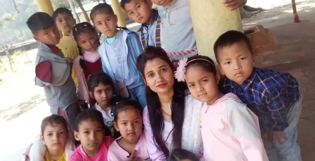 मीना दिदी पुरस्कार–२०८३ रसुवाकी शिक्षिका अनुजा अधिकारी आचार्यलाई