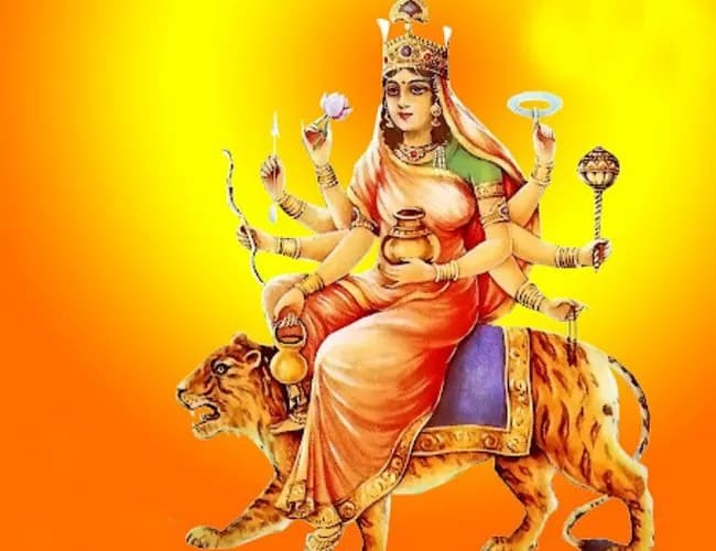 दशैंको चौथो दिन : कुष्माण्डा देवीको पूजा–आराधना, देशभर शक्तिपीठमा भक्तजनको घुइँचो