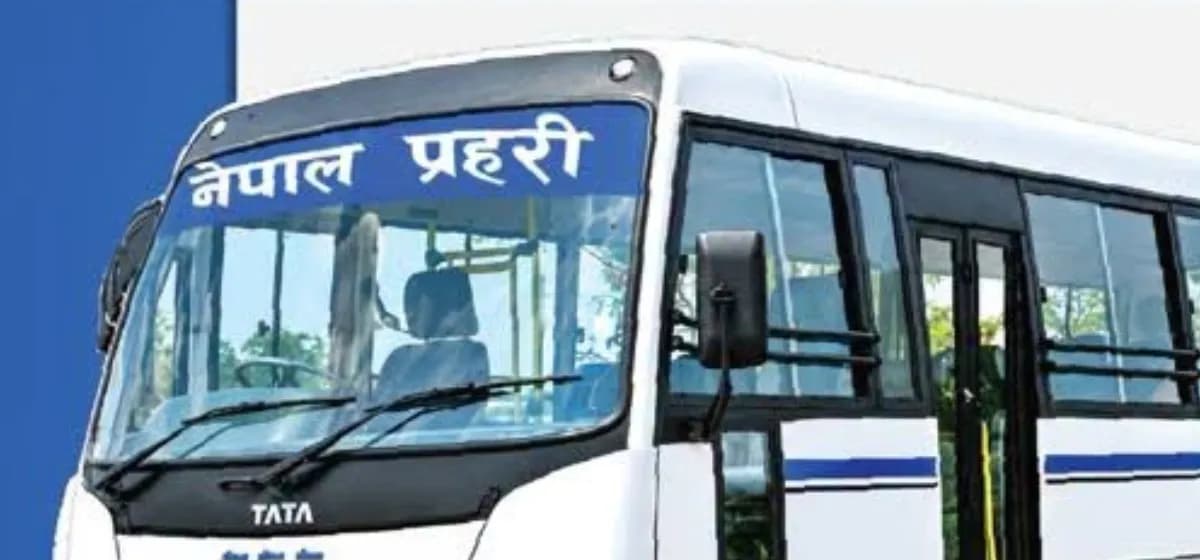 दसैँमा काठमाडौं उपत्यकामा प्रहरी र सशस्त्र प्रहरीका निःशुल्क बसले ३ हजार ५८५ यात्रु ओसारे