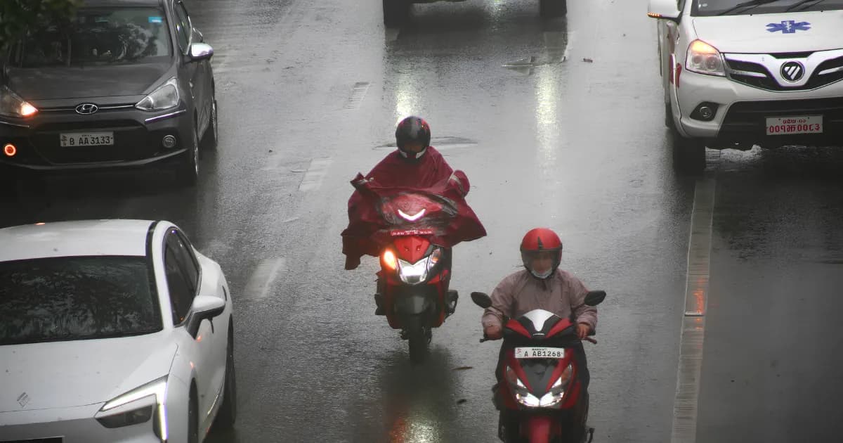 काठमाडौं उपत्यकामा दिउँसोपछि हल्का वर्षा, तापक्रम घट्दा चिसो बढ्यो